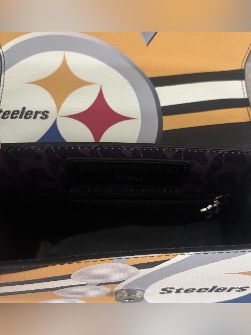 YTUSI House of Pearls Pittsburgh Steelers NWT Handbag & Coin Purse Set - Picture 8 of 14